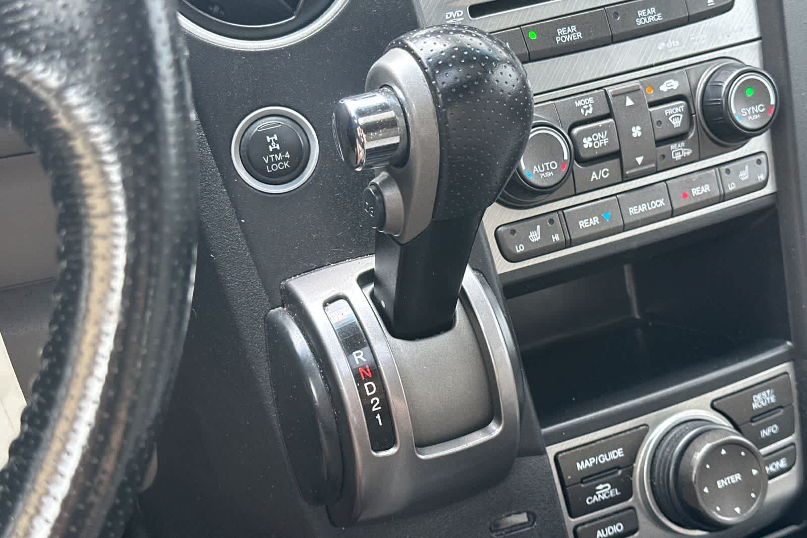 Thumbnail: 2015 Honda Pilot - 26
