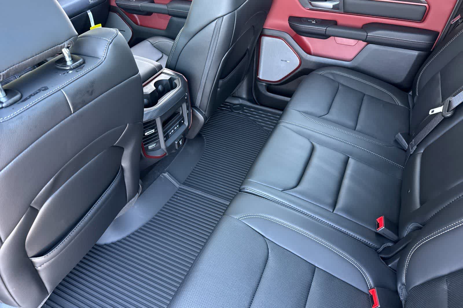 Thumbnail: 2026 RAM 1500 - 4
