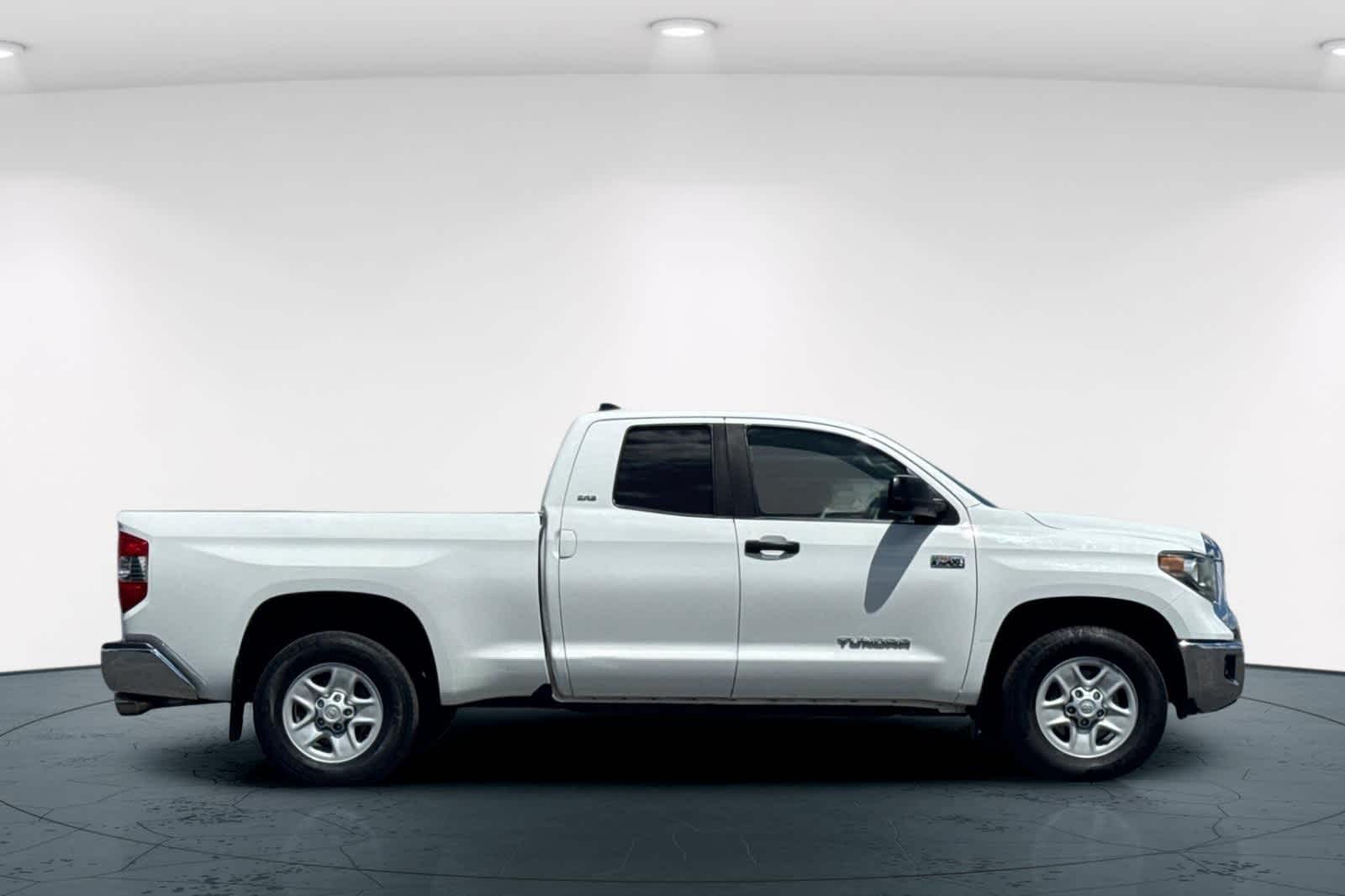 Thumbnail: 2020 Toyota Tundra - 6