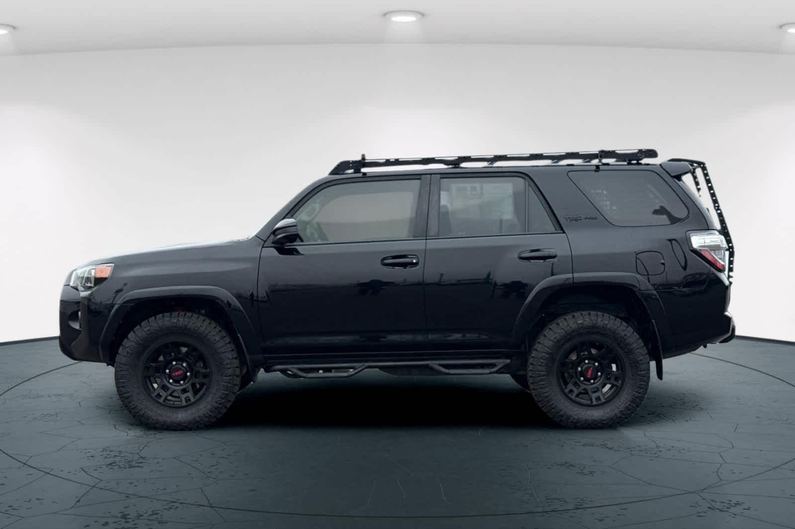 Thumbnail: 2019 Toyota 4Runner - 9