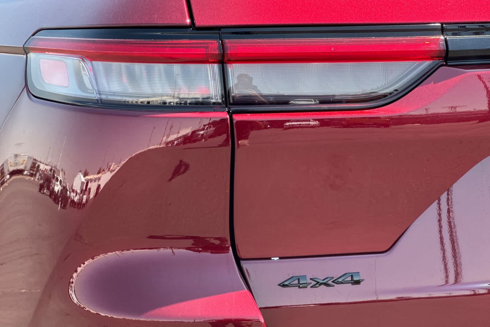 Thumbnail: 2025 Jeep Grand Cherokee - 32
