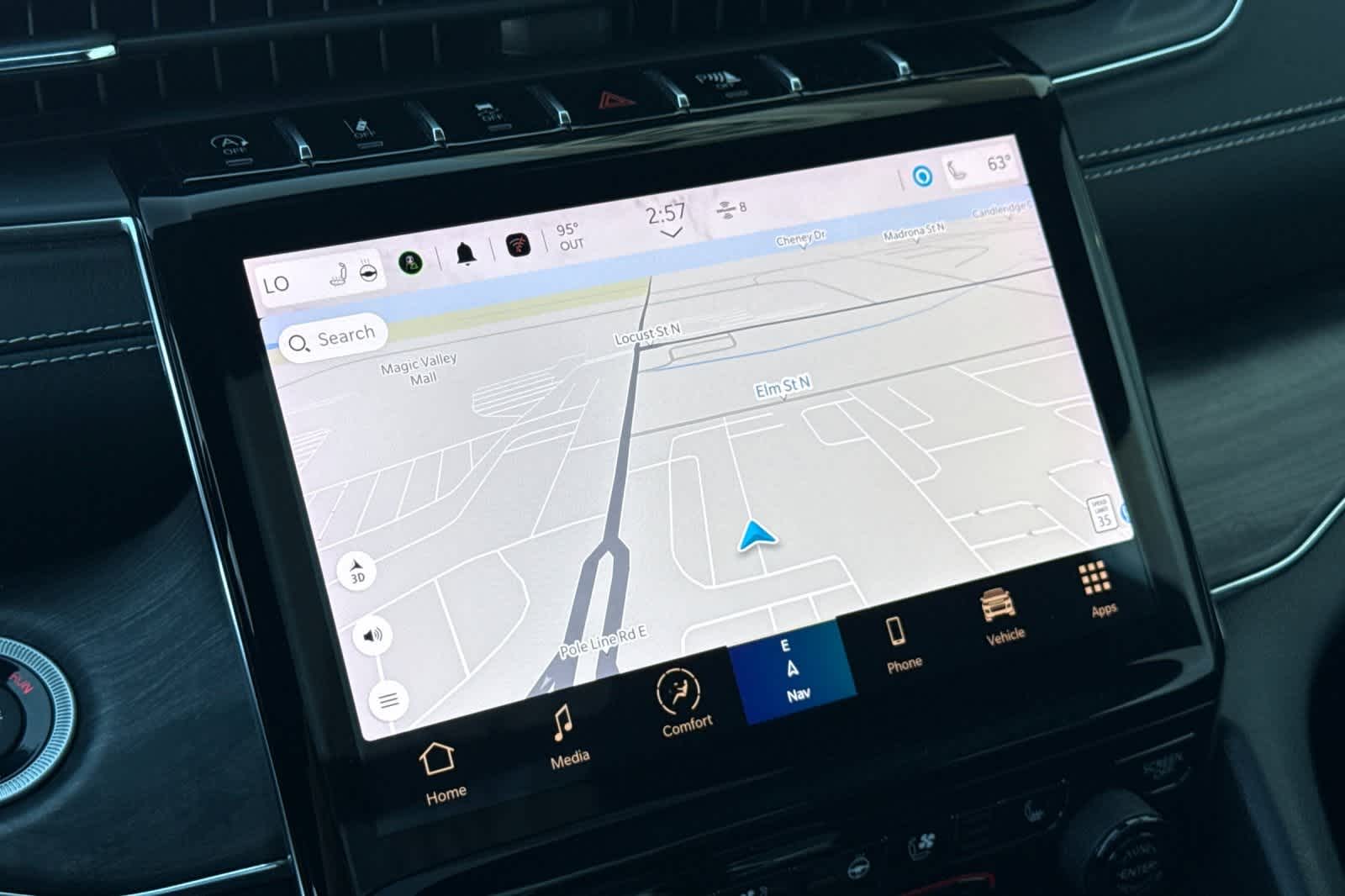 Thumbnail: 2023 Jeep Grand Cherokee - 21