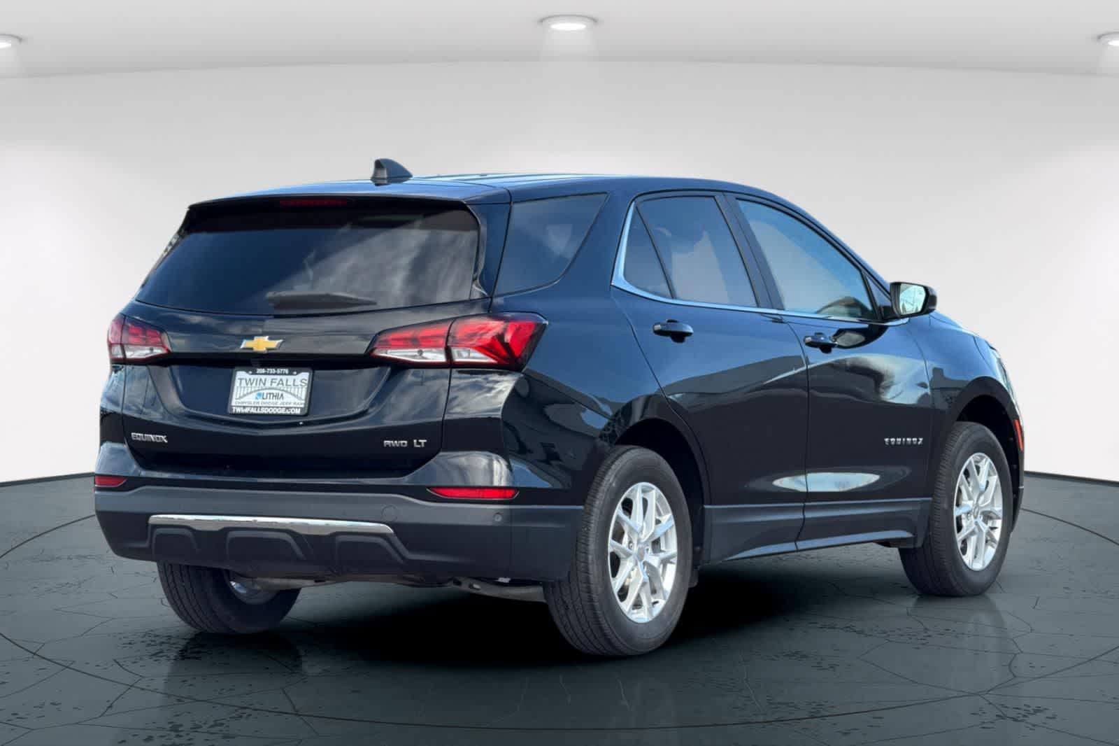 Thumbnail: 2024 Chevrolet Equinox - 2