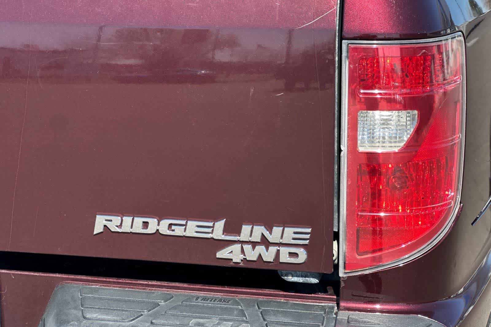 Thumbnail: 2010 Honda Ridgeline - 28