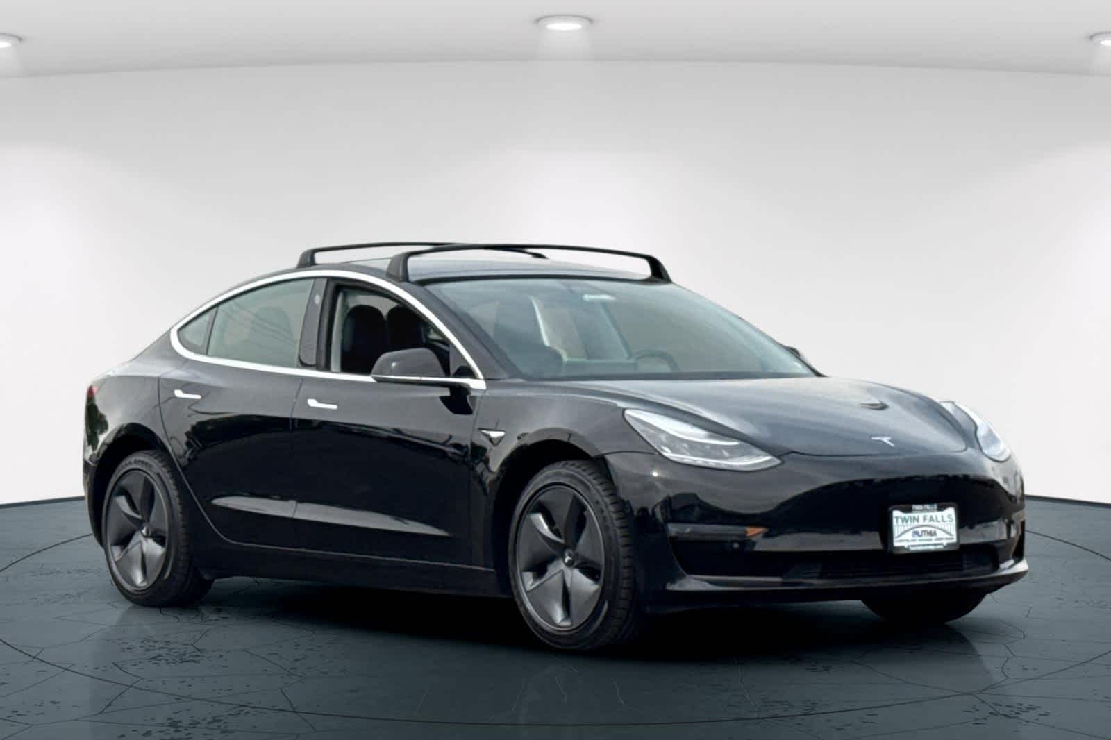 Thumbnail: 2019 Tesla Model 3 - 5