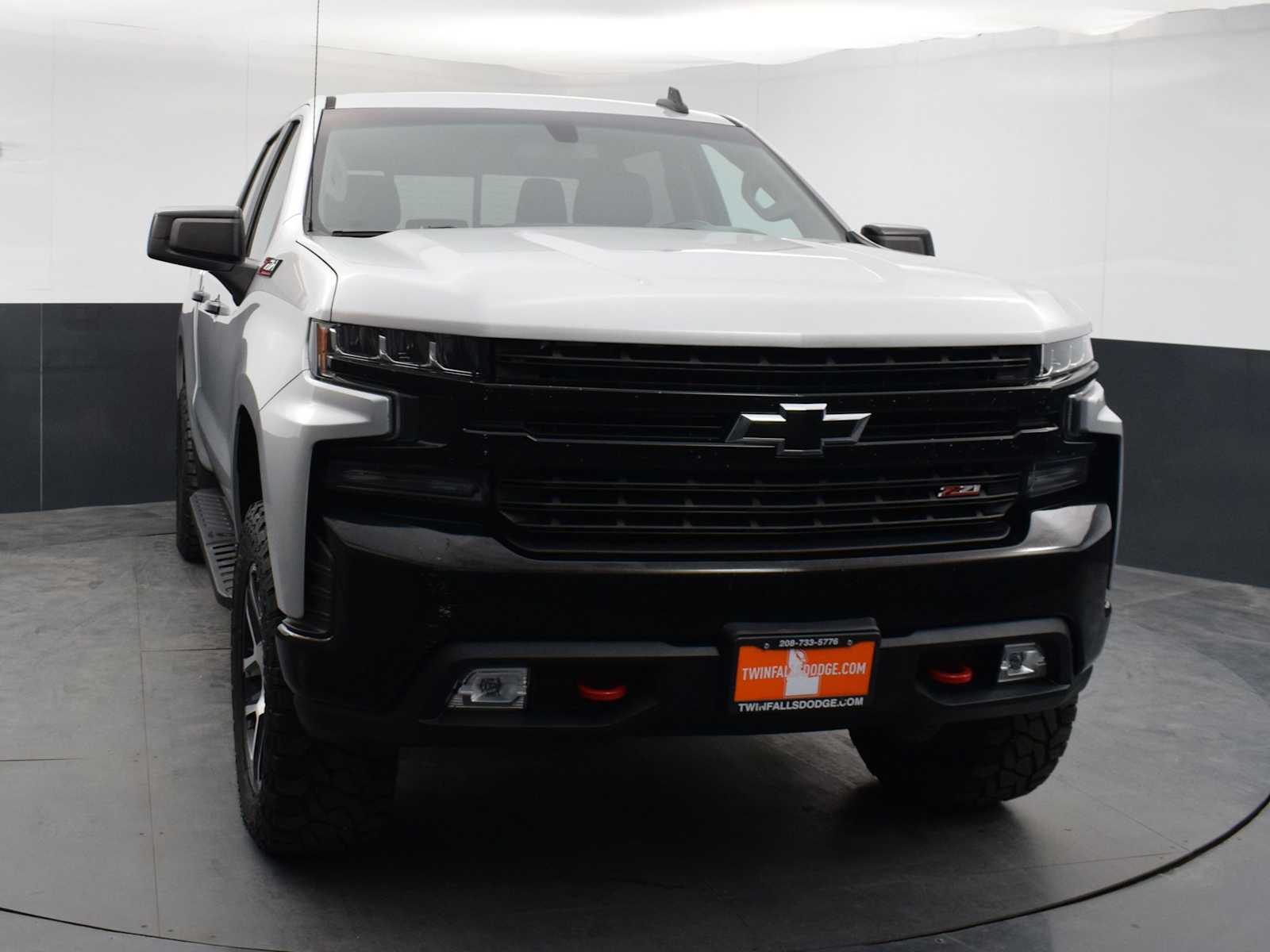 Used 2020 Chevrolet Silverado 1500 LT Trail Boss with VIN 3GCPYFED2LG275083 for sale in Twin Falls, ID