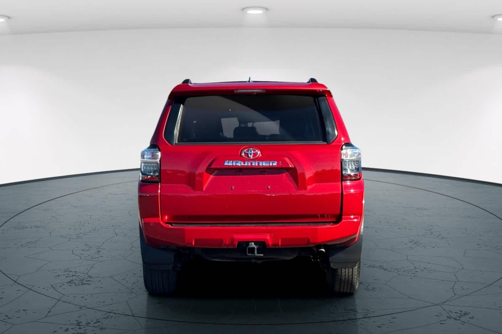 Thumbnail: 2021 Toyota 4Runner - 7