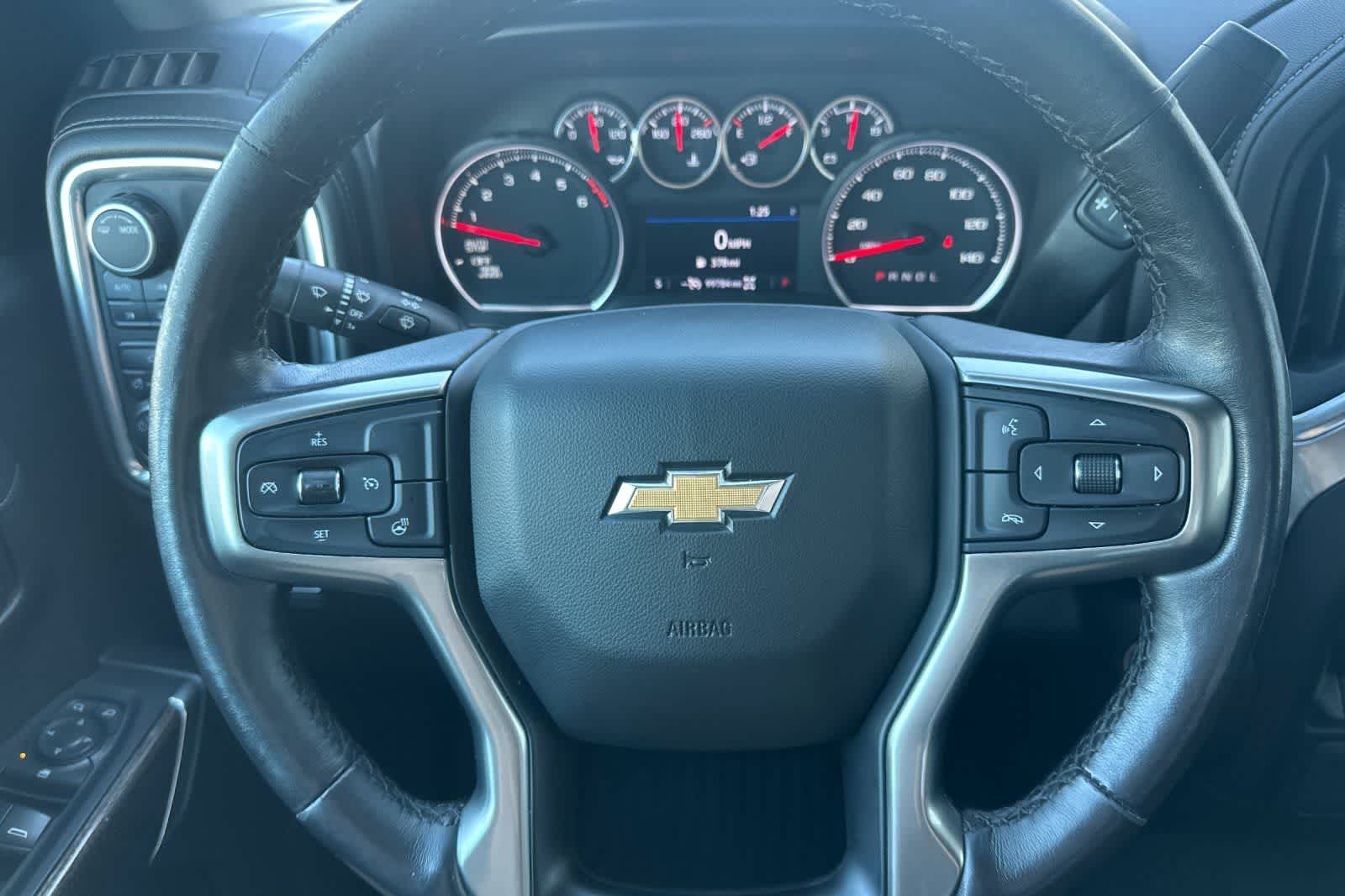 Thumbnail: 2021 Chevrolet Silverado 1500 - 23