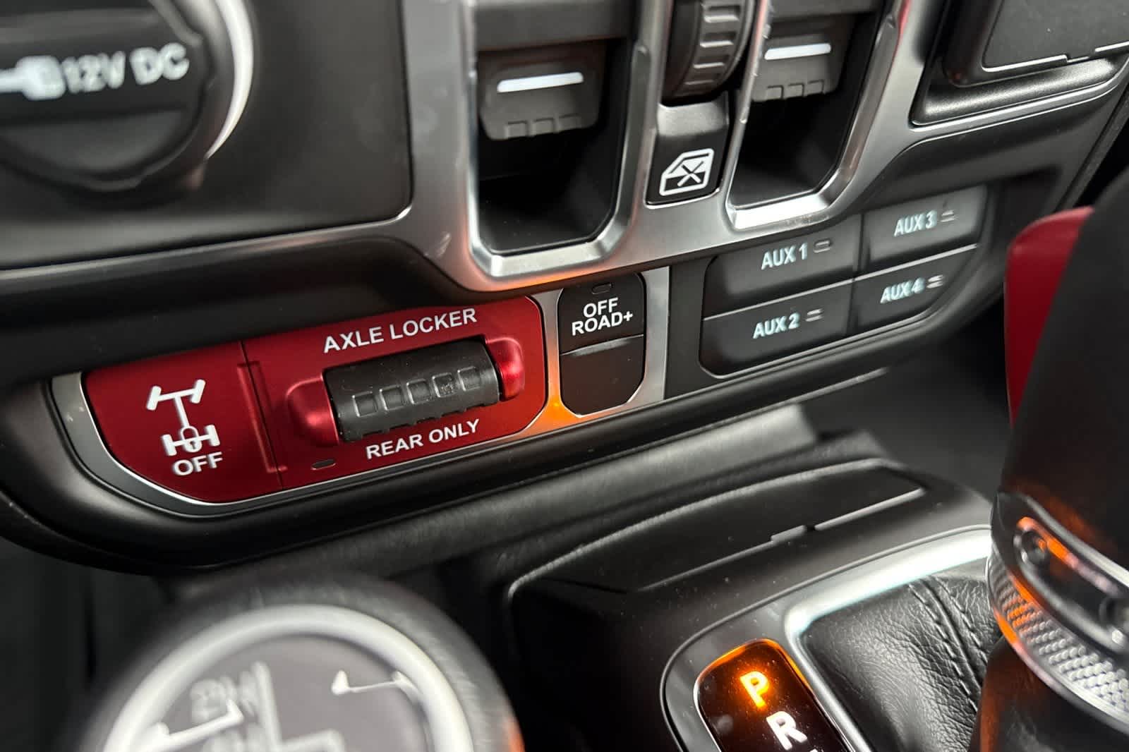 Thumbnail: 2026 Jeep Wrangler - 32