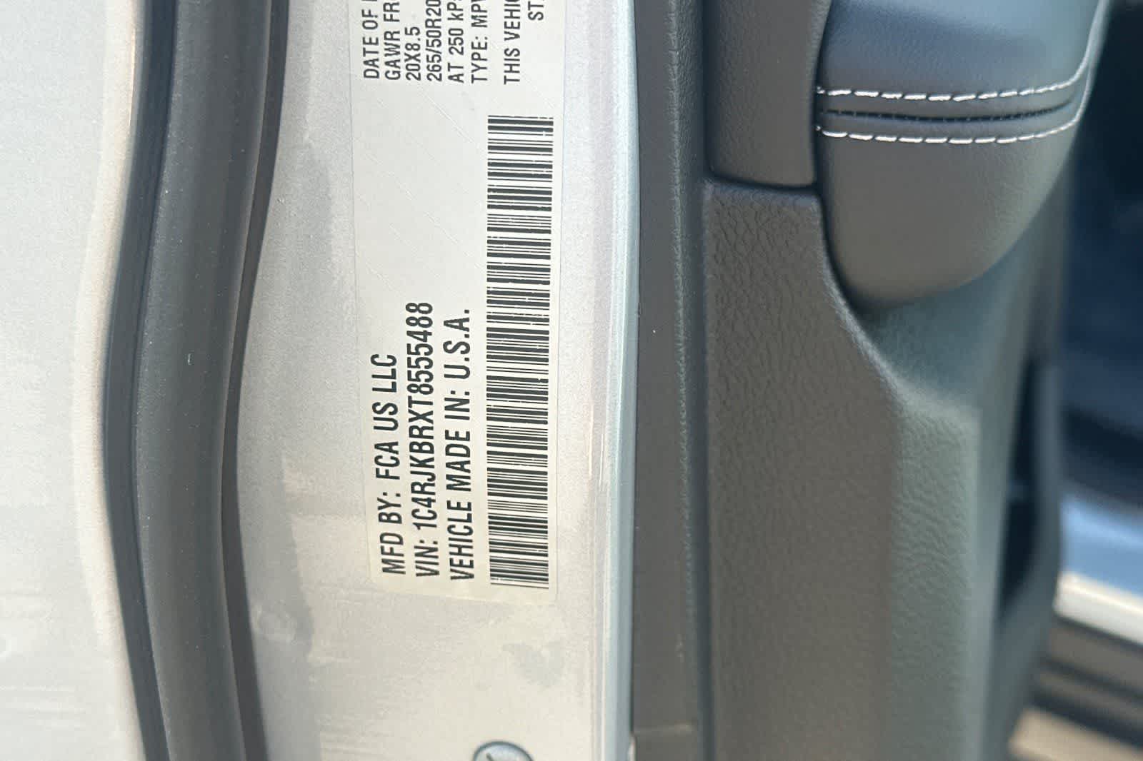 Thumbnail: 2026 Jeep Grand Cherokee - 34