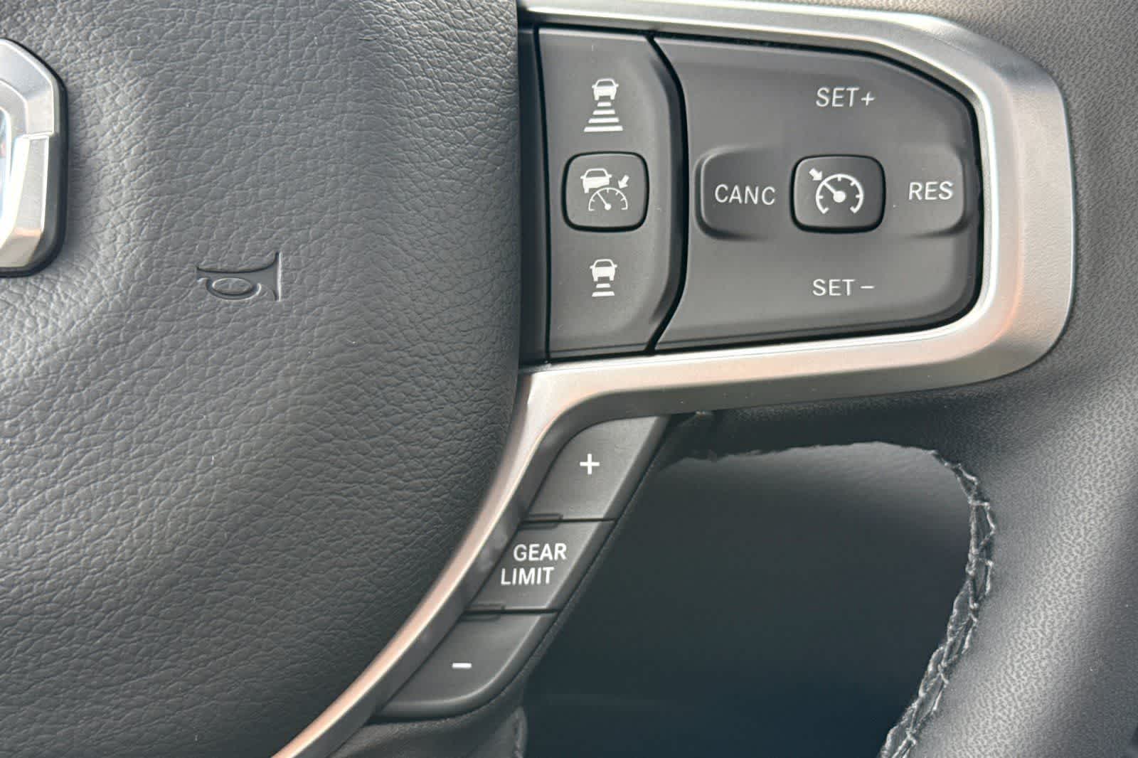 Thumbnail: 2026 RAM 1500 - 27