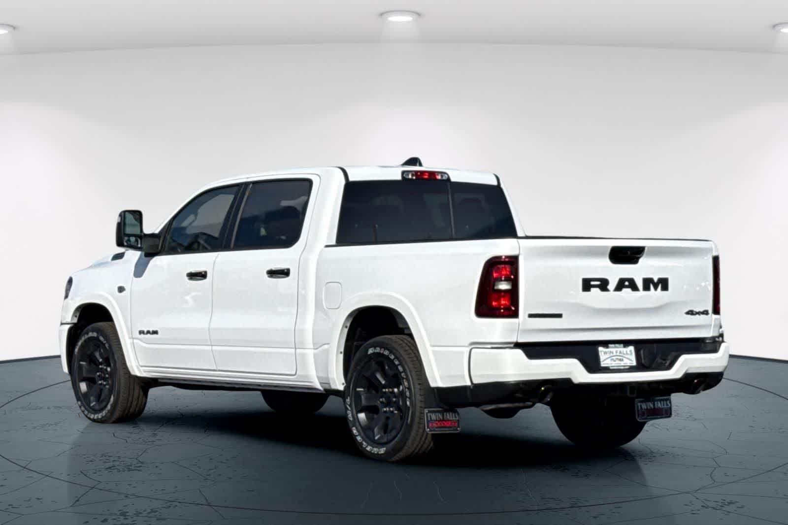 Thumbnail: 2026 RAM 1500 - 8