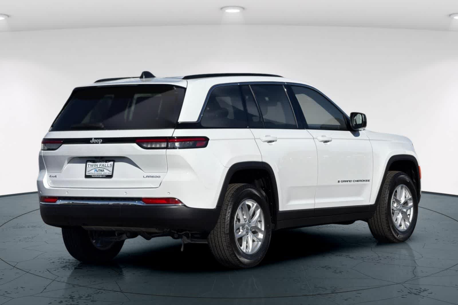 Thumbnail: 2025 Jeep Grand Cherokee - 2