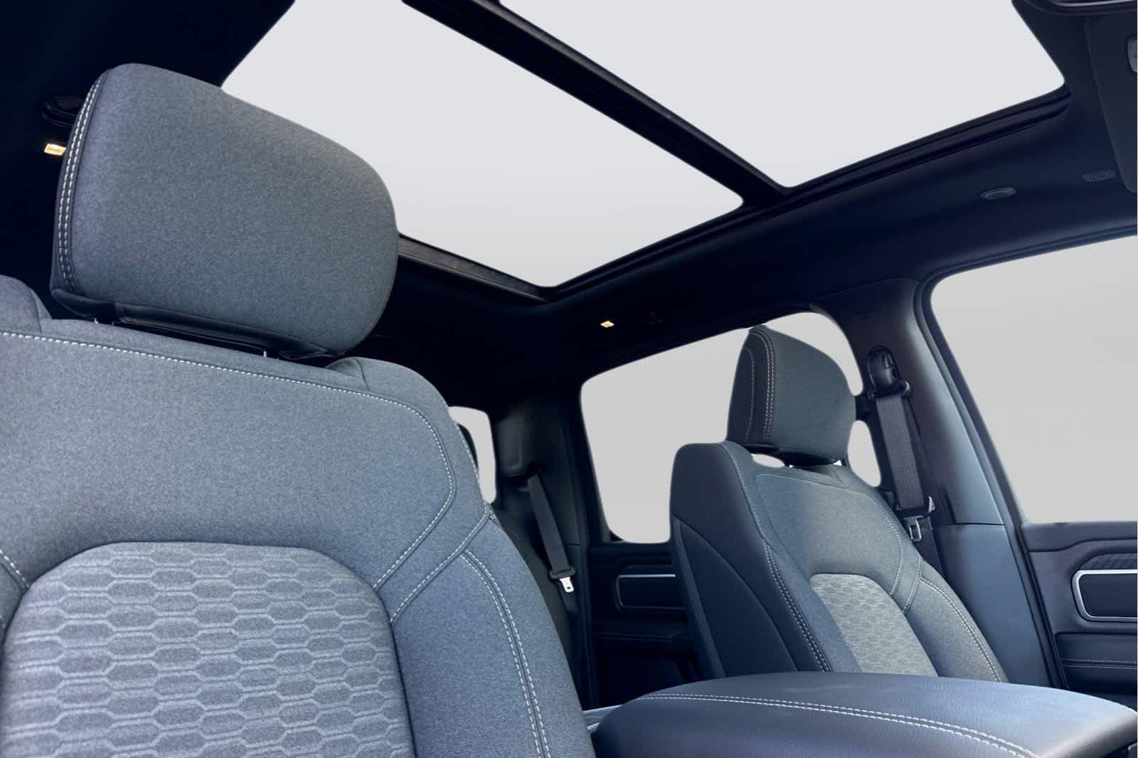 Thumbnail: 2026 RAM 1500 - 17