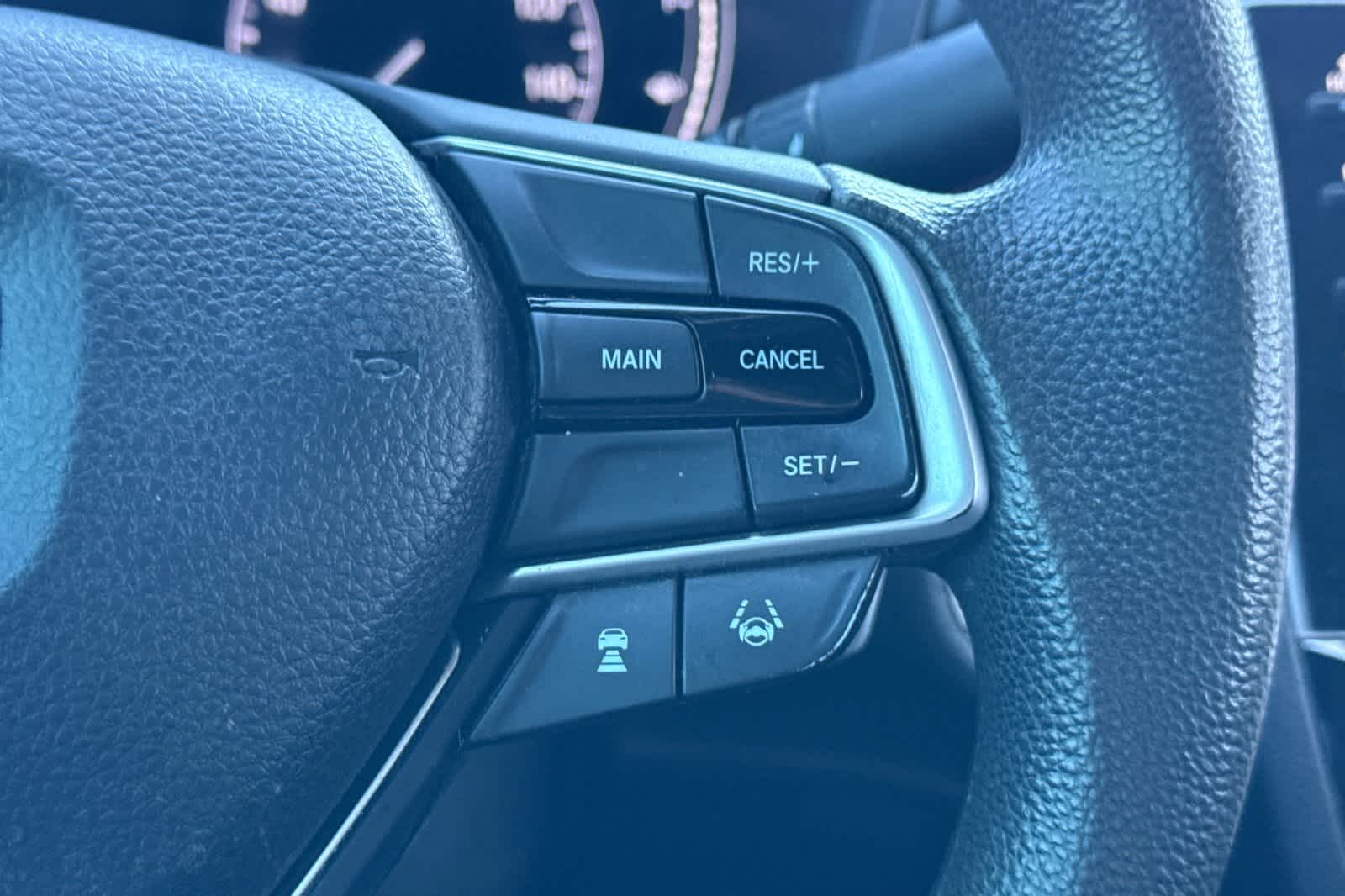 Thumbnail: 2020 Honda Insight - 25