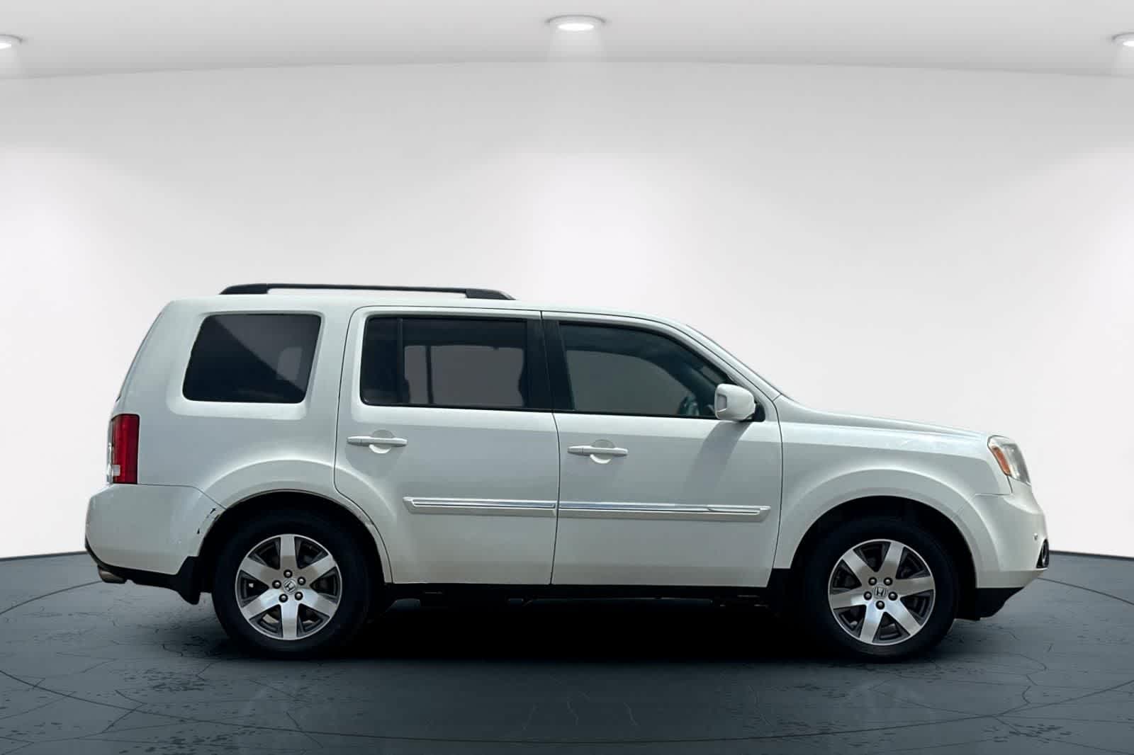 Thumbnail: 2015 Honda Pilot - 6