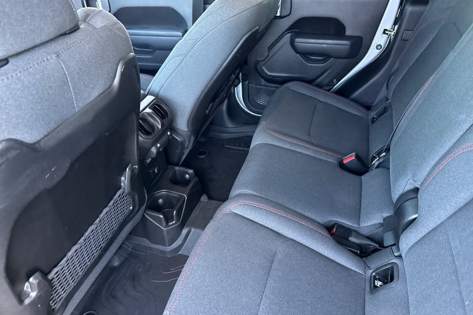 Thumbnail: 2024 Jeep Gladiator - 4