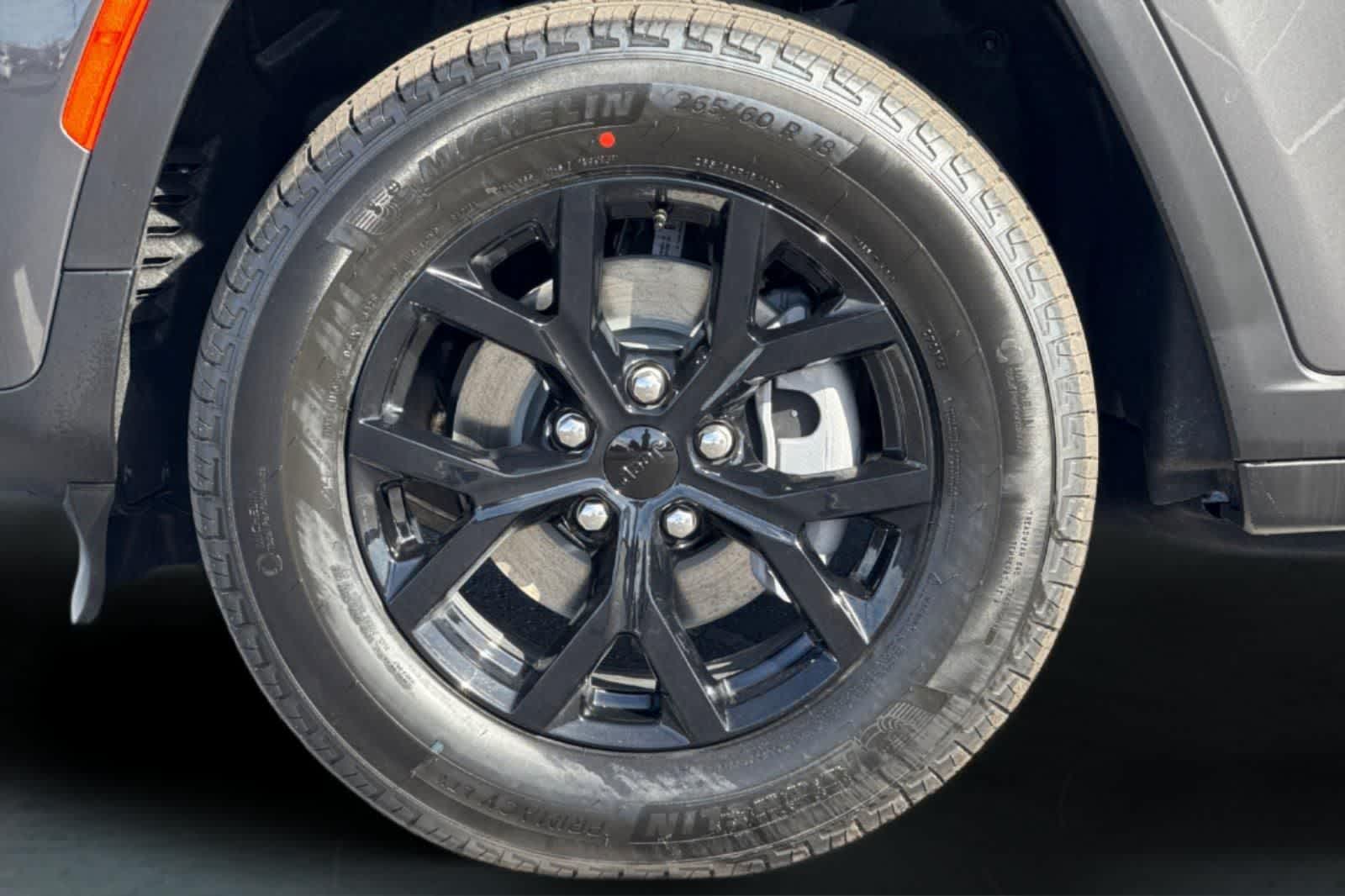 Thumbnail: 2026 Jeep Grand Cherokee - 31