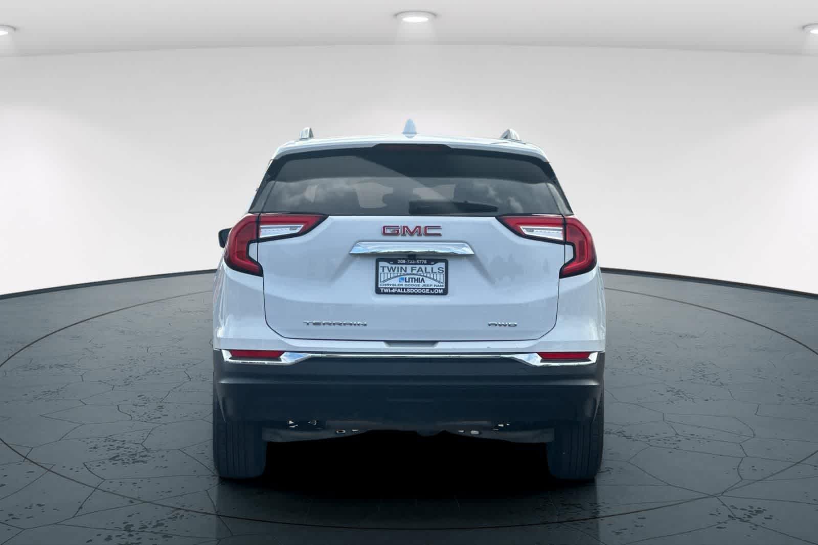 Thumbnail: 2024 GMC Terrain - 7