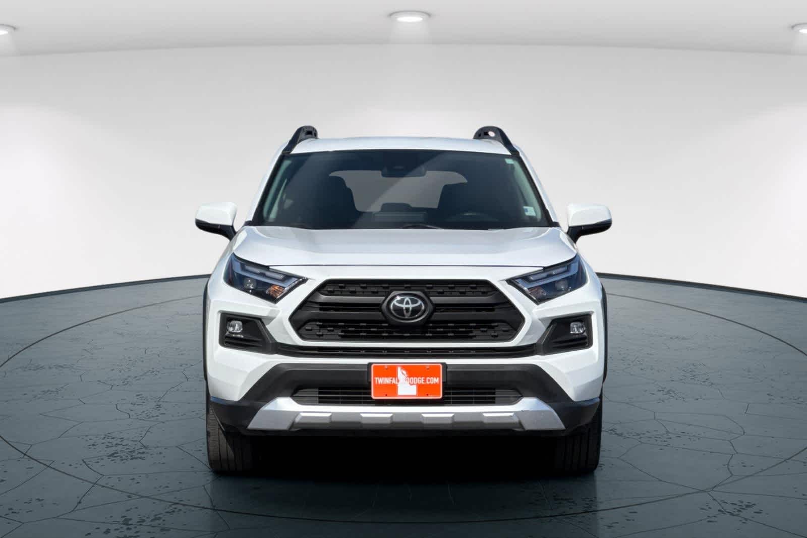 Thumbnail: 2024 Toyota RAV4 - 10