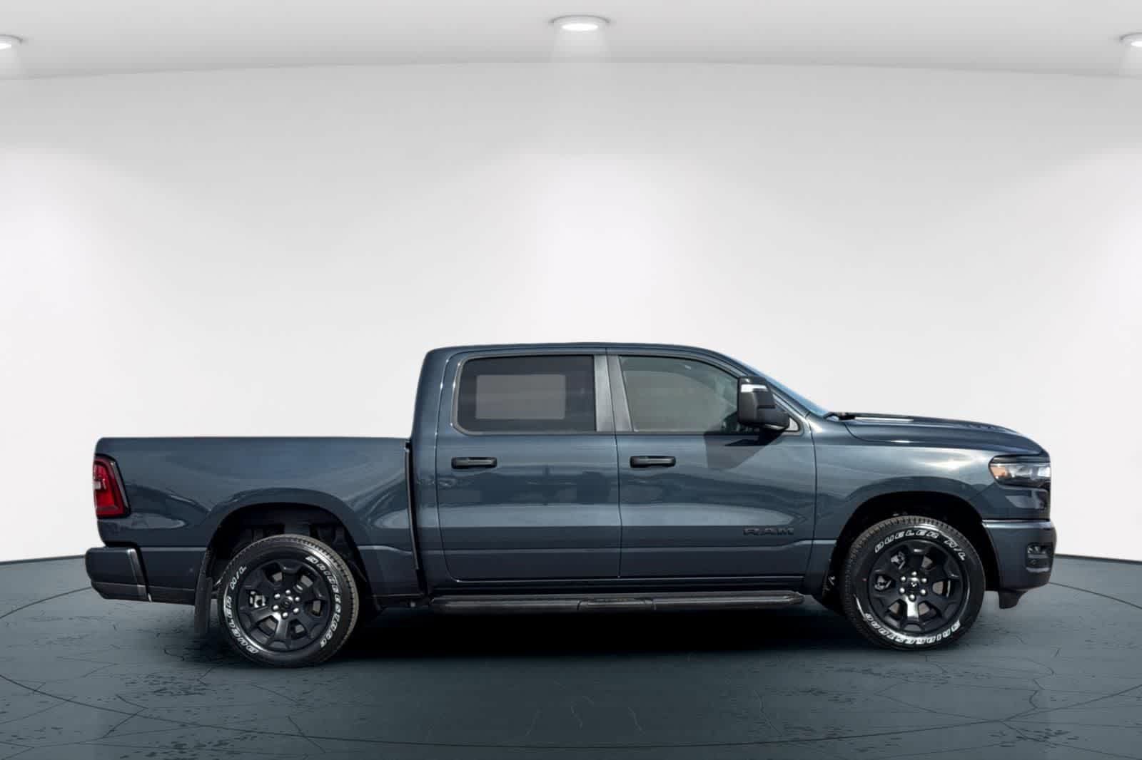 Thumbnail: 2026 RAM 1500 - 6