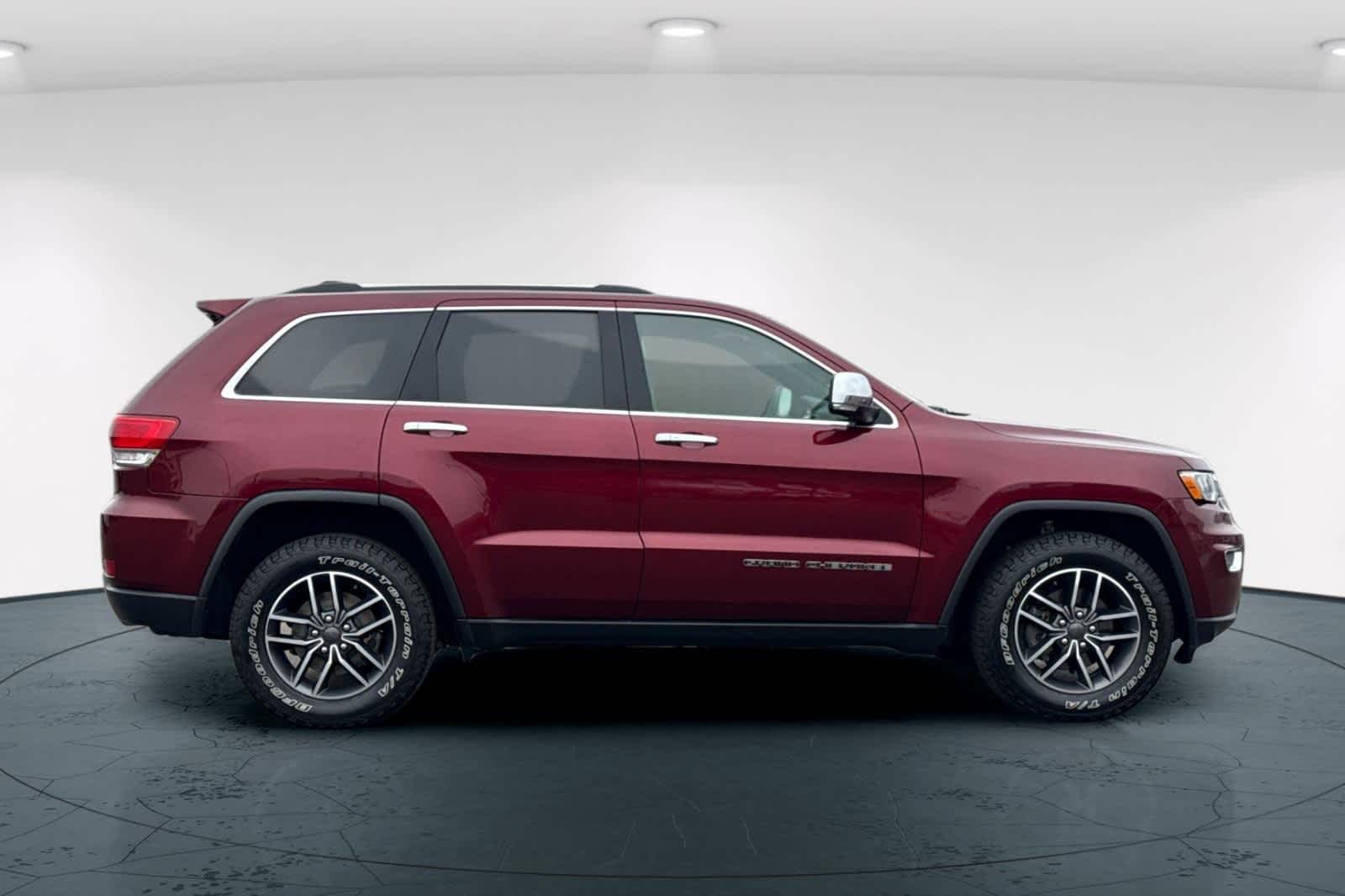 Thumbnail: 2019 Jeep Grand Cherokee - 6