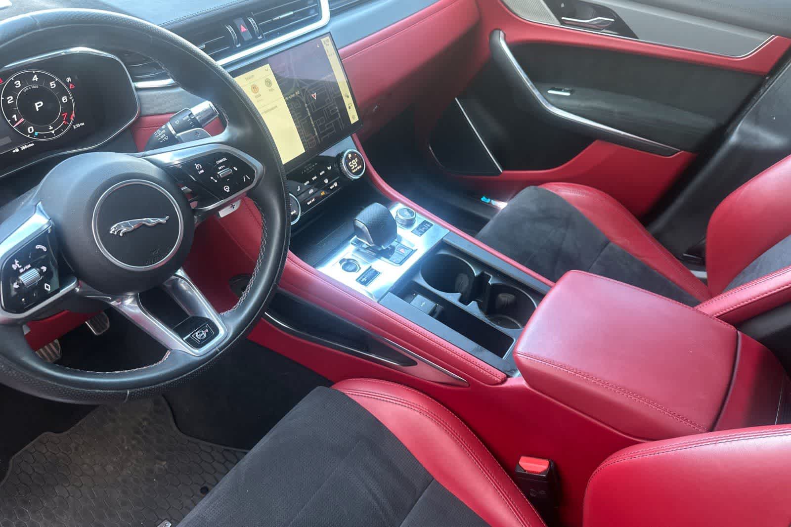 Thumbnail: 2021 Jaguar F-Pace - 11