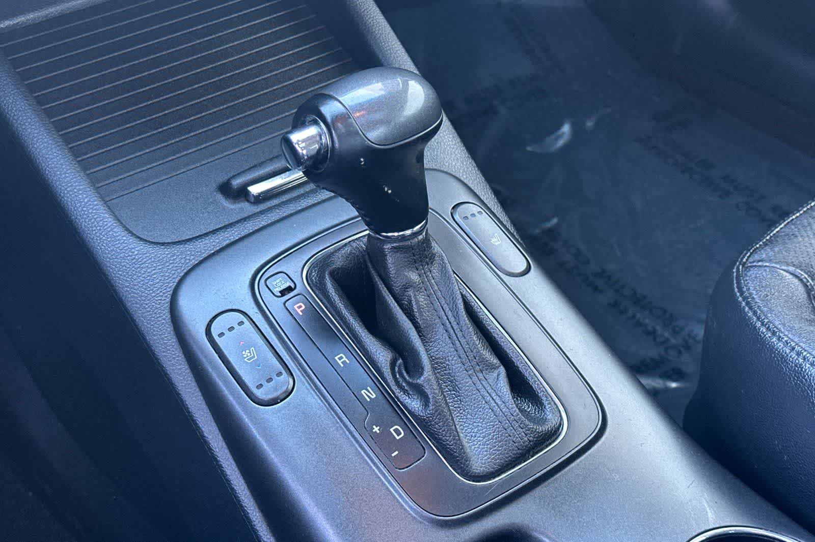 Thumbnail: 2016 Kia Forte - 23