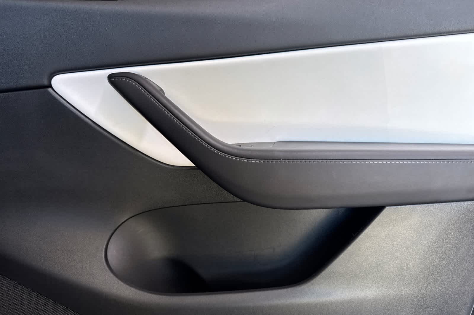 Thumbnail: 2022 Tesla Model Y - 19