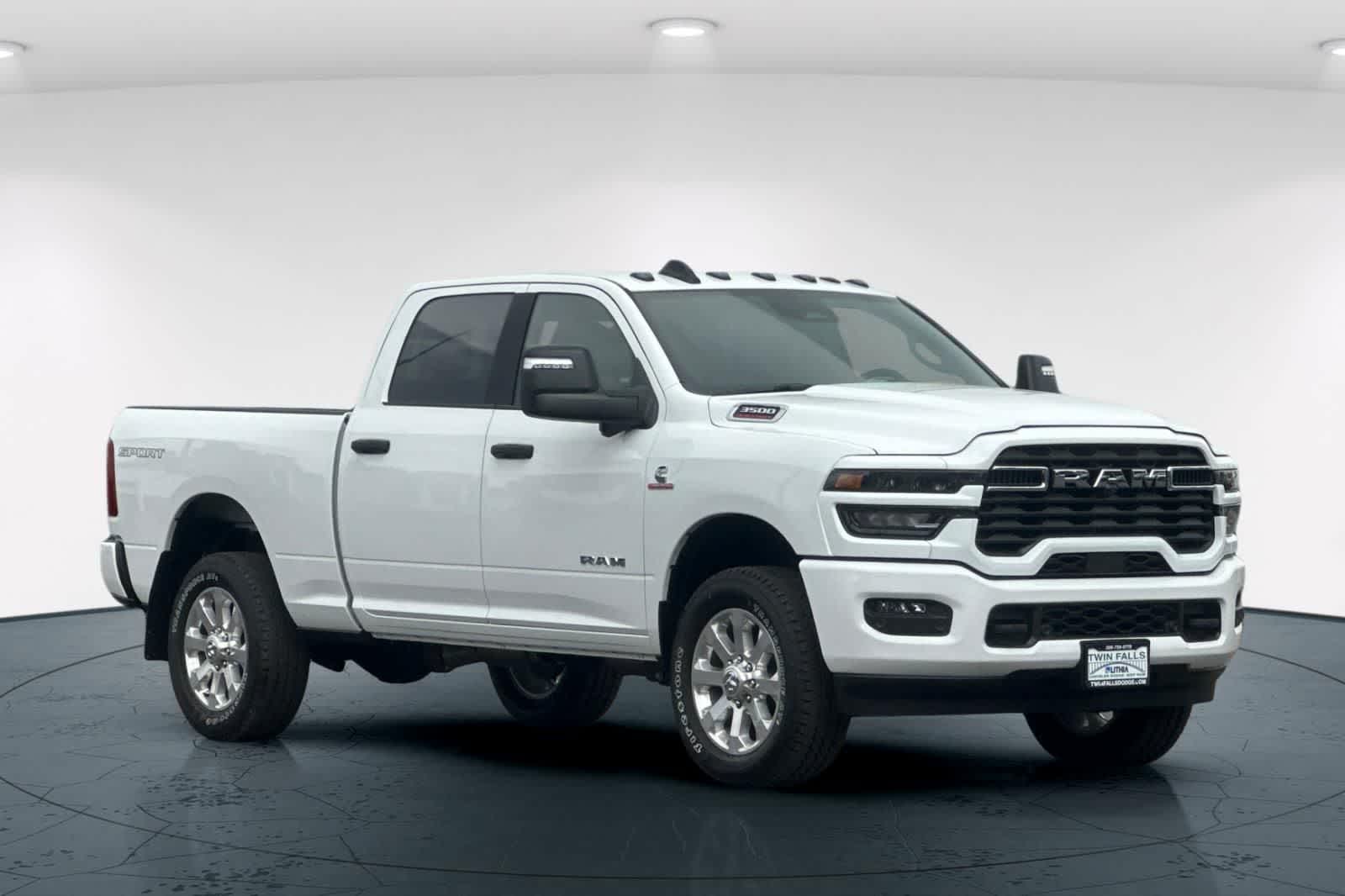 Thumbnail: 2026 RAM 3500 - 5