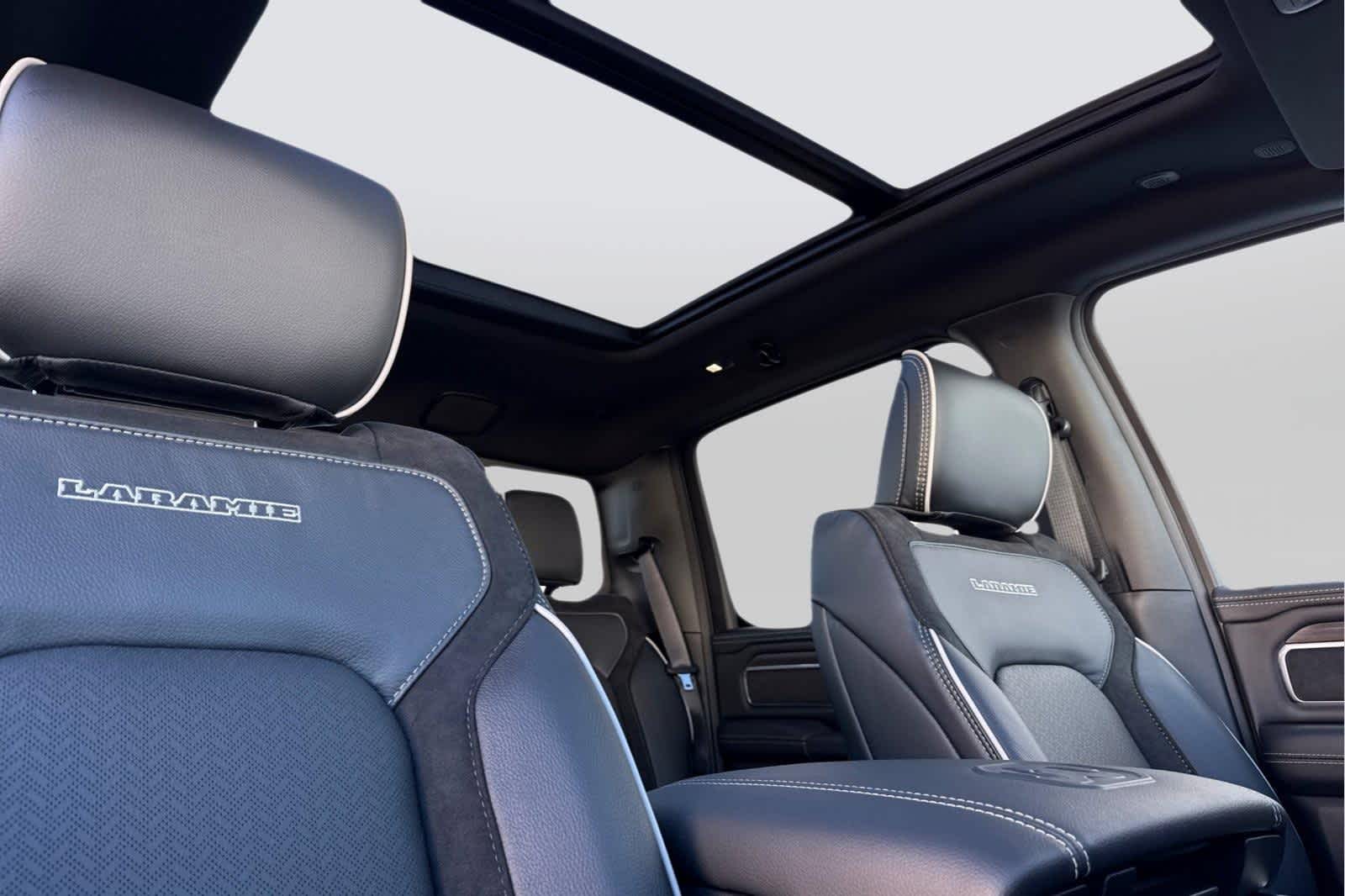 Thumbnail: 2026 RAM 1500 - 17