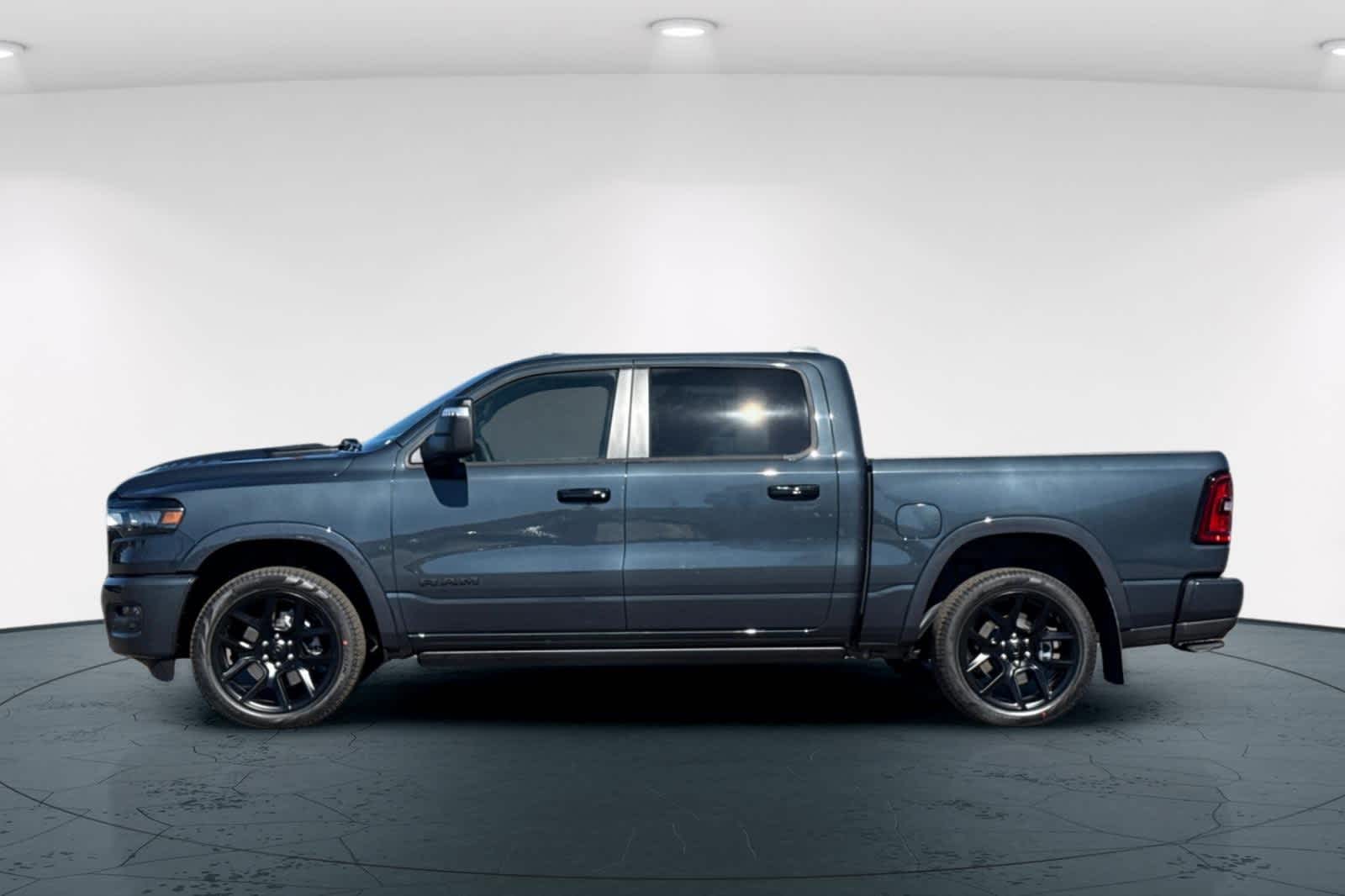 Thumbnail: 2026 RAM 1500 - 9