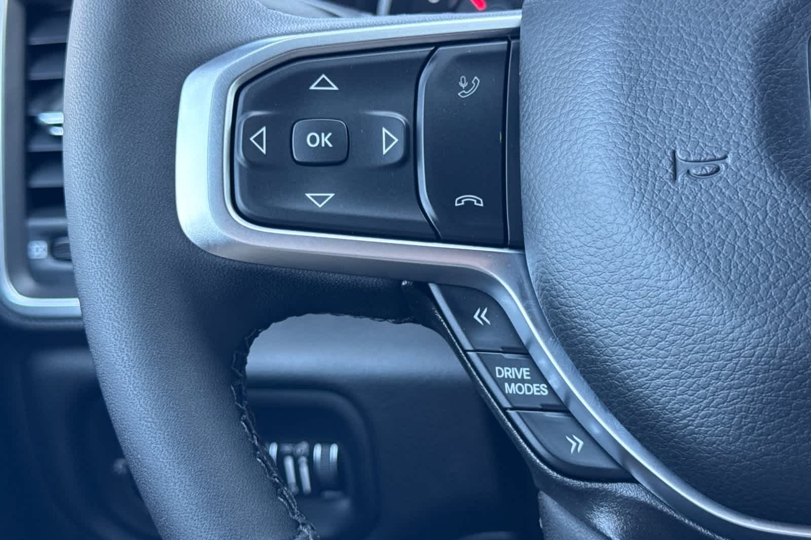 Thumbnail: 2025 RAM 1500 - 26