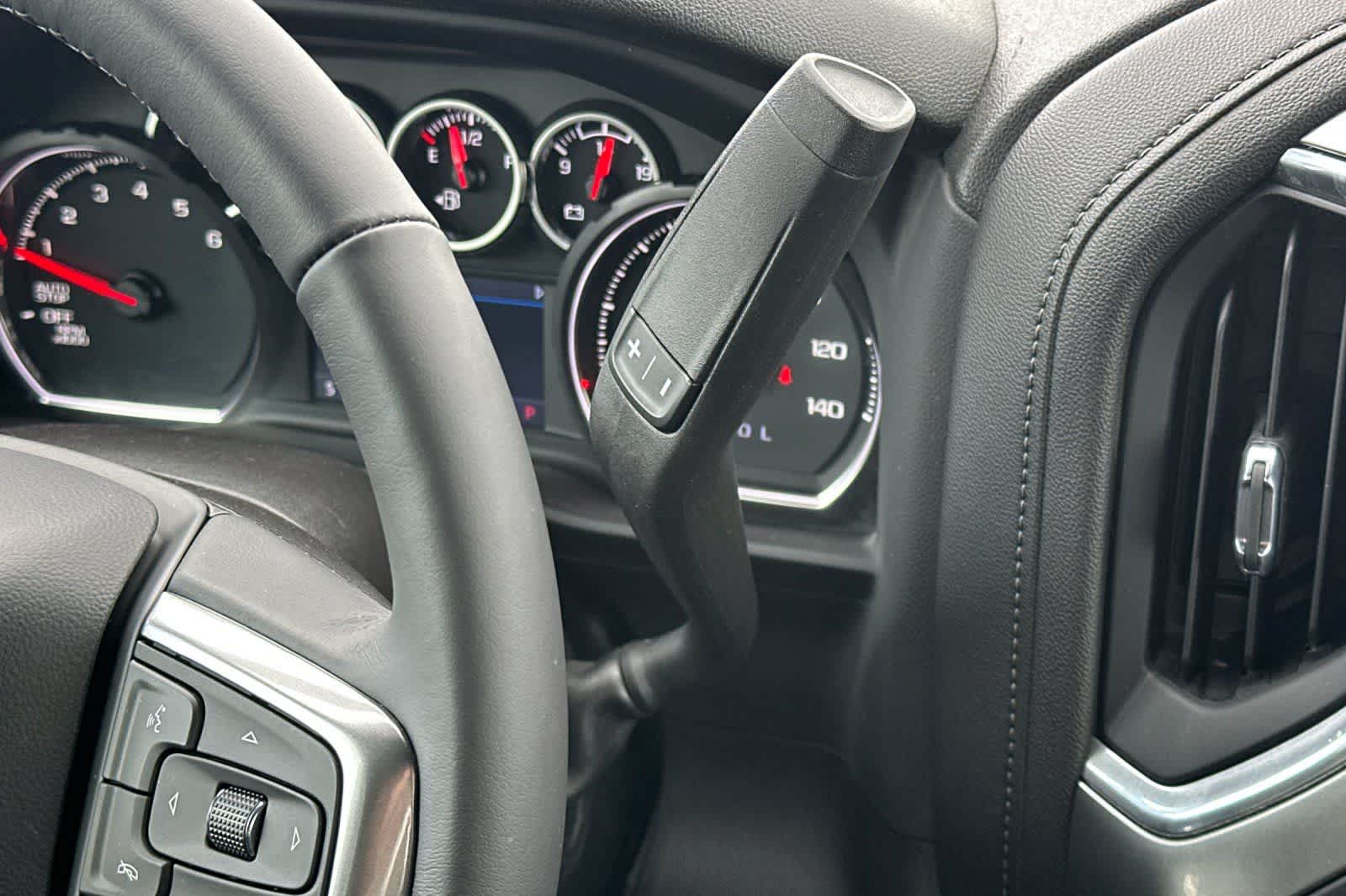 Thumbnail: 2022 Chevrolet Silverado 1500 - 21