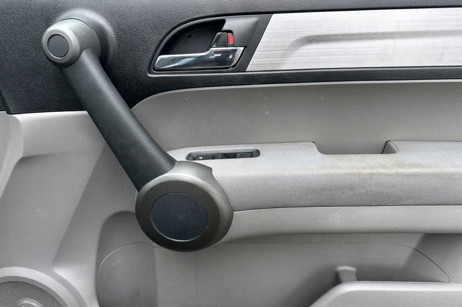 Thumbnail: 2011 Honda CR-V - 18