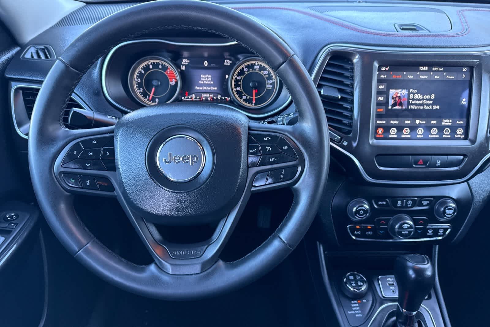 Thumbnail: 2022 Jeep Cherokee - 14