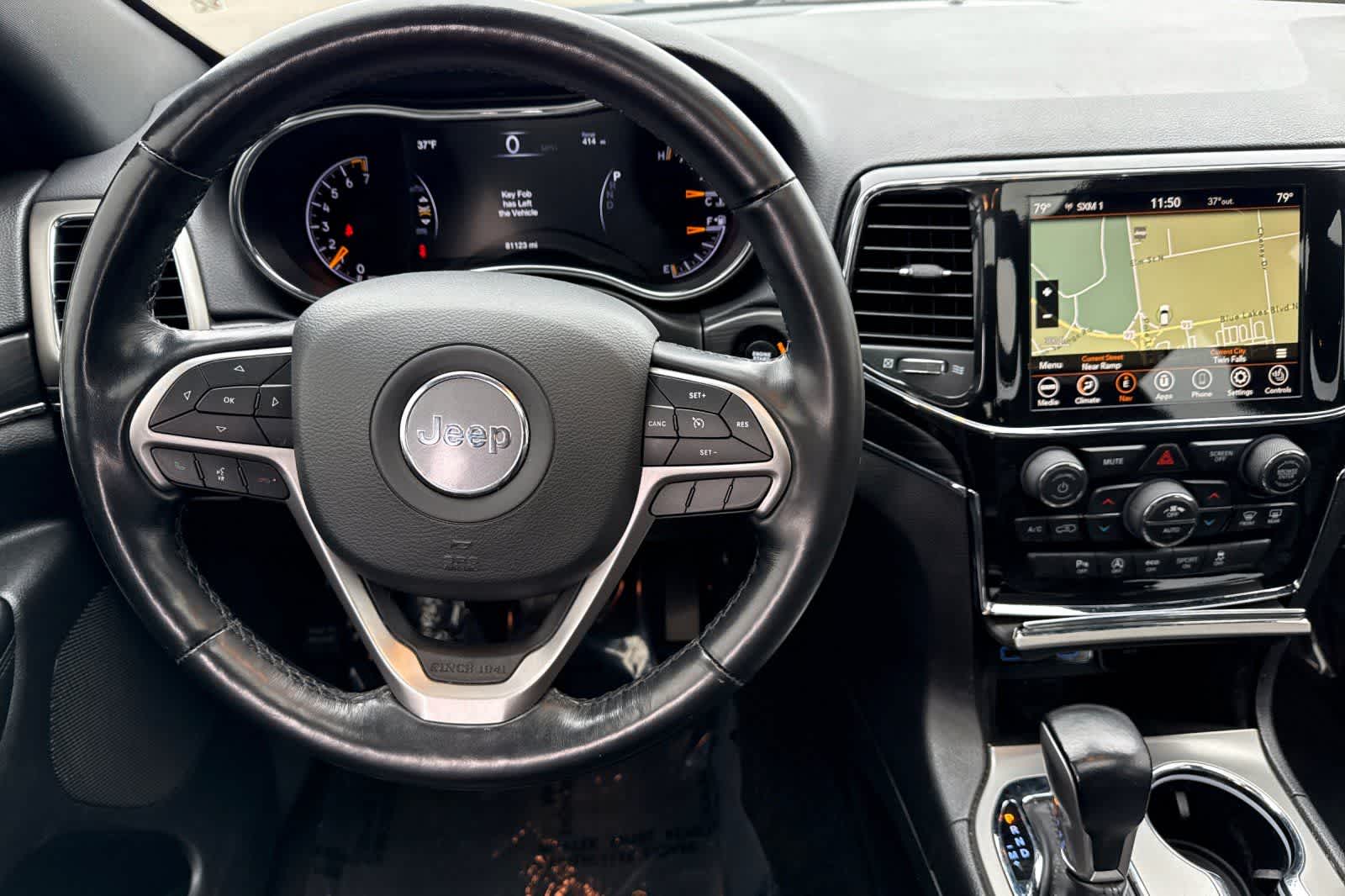 Thumbnail: 2022 Jeep Grand Cherokee - 14