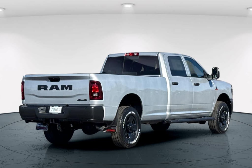 New 2026 Ram 3500 TRADESMAN CREW CAB 4X4 8' BOX Pickup