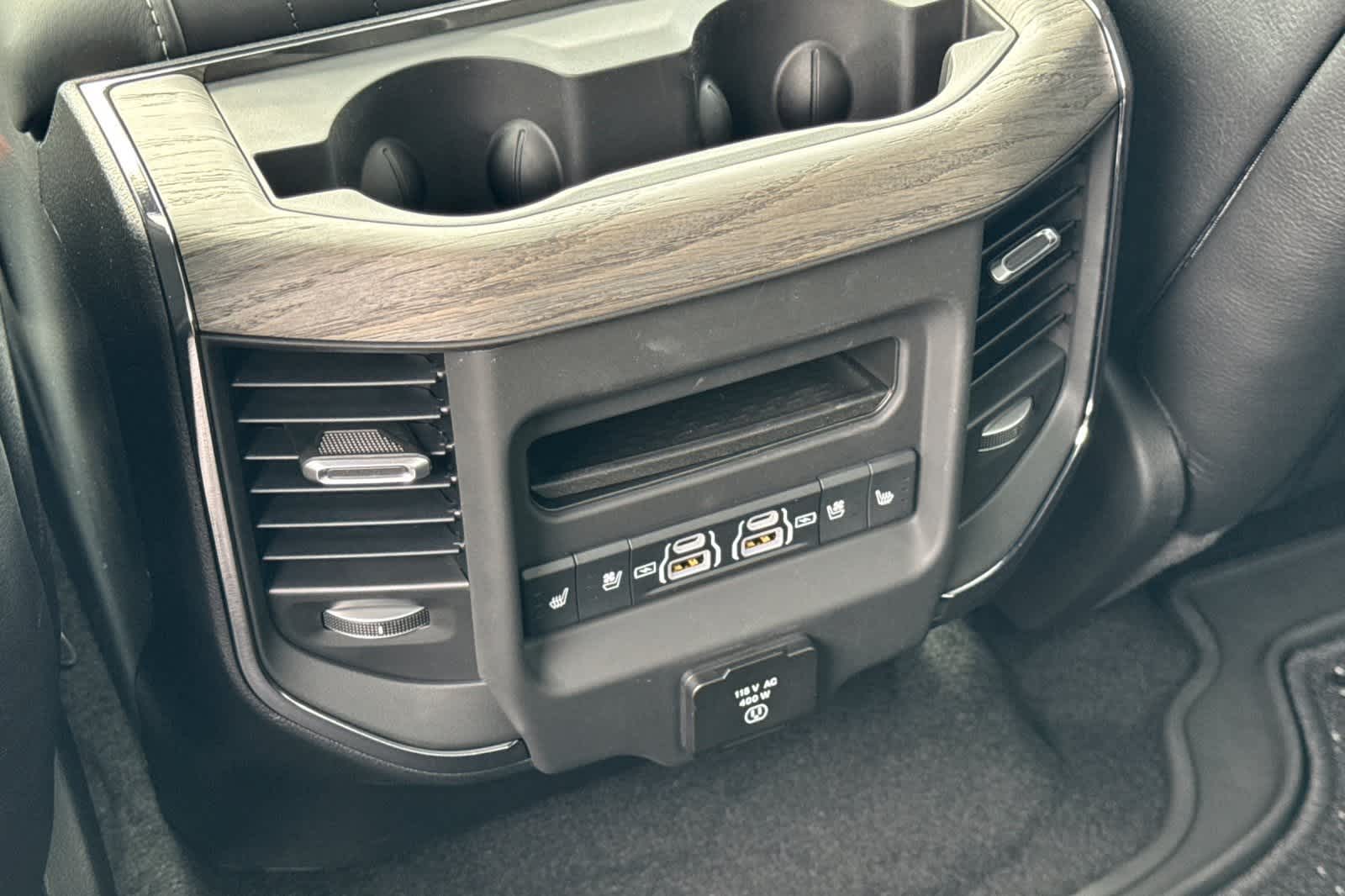 Thumbnail: 2025 RAM 1500 - 14