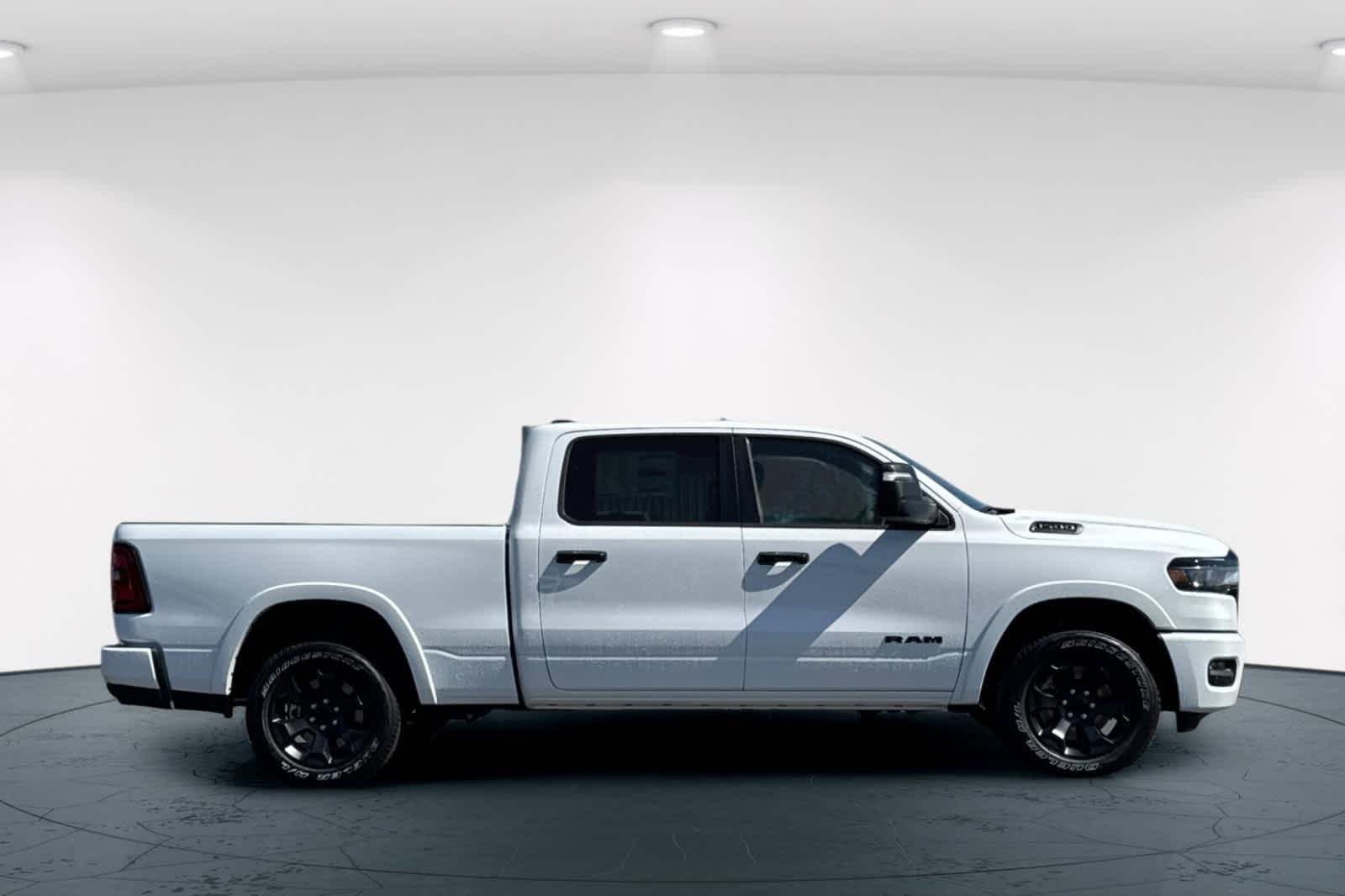 Thumbnail: 2025 RAM 1500 - 6