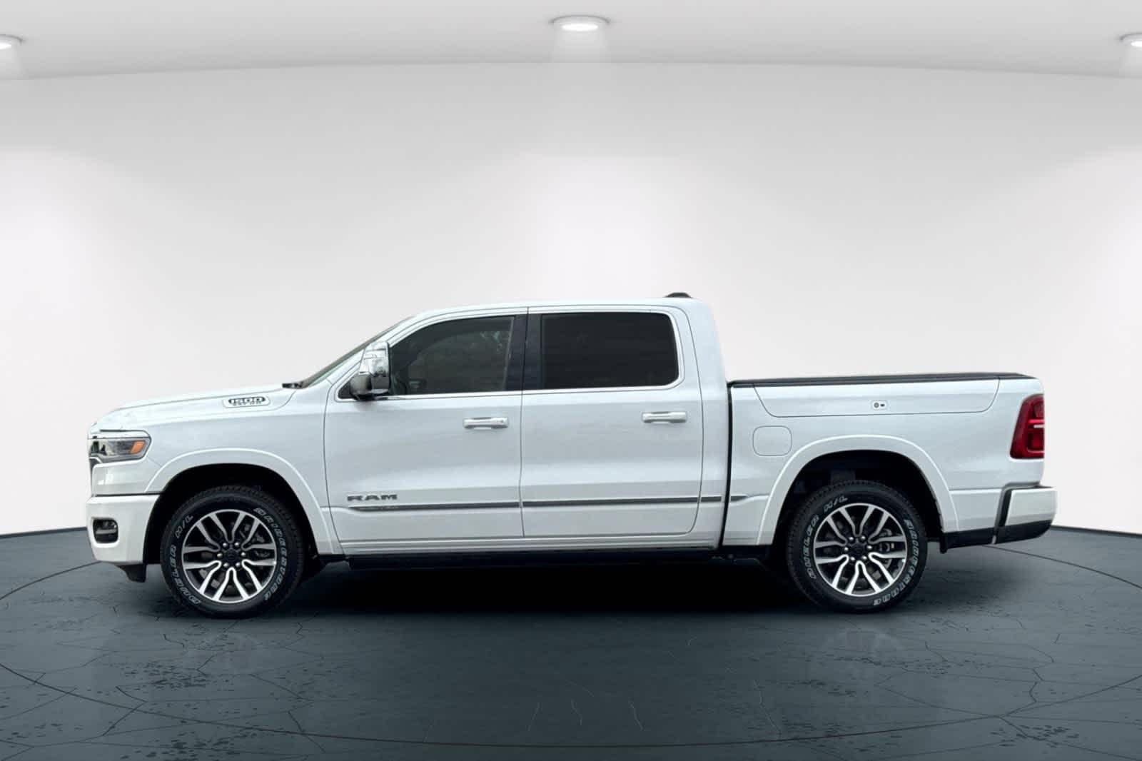 Thumbnail: 2025 RAM 1500 - 8