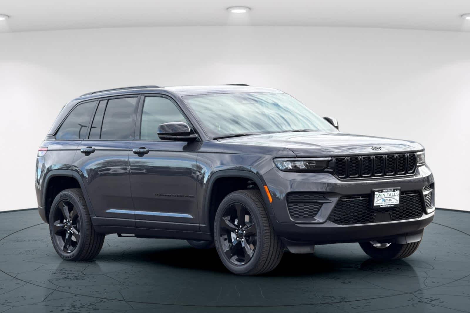 Thumbnail: 2025 Jeep Grand Cherokee - 5