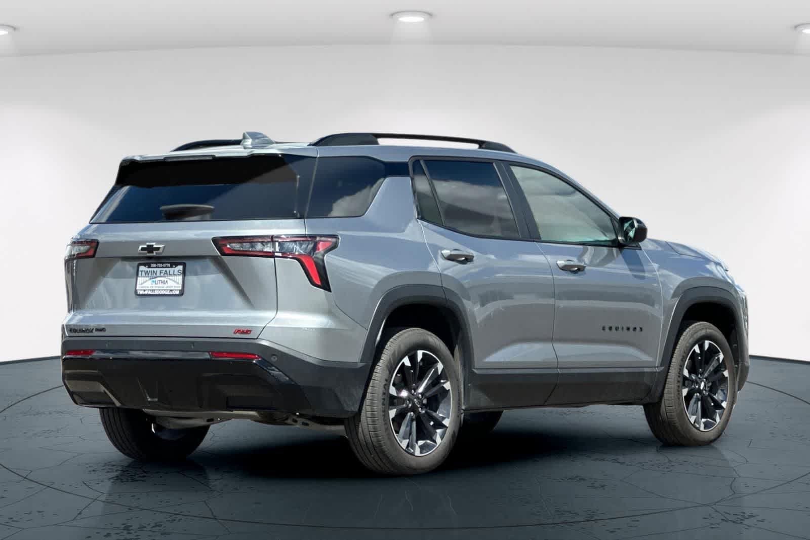 Thumbnail: 2026 Chevrolet Equinox - 2
