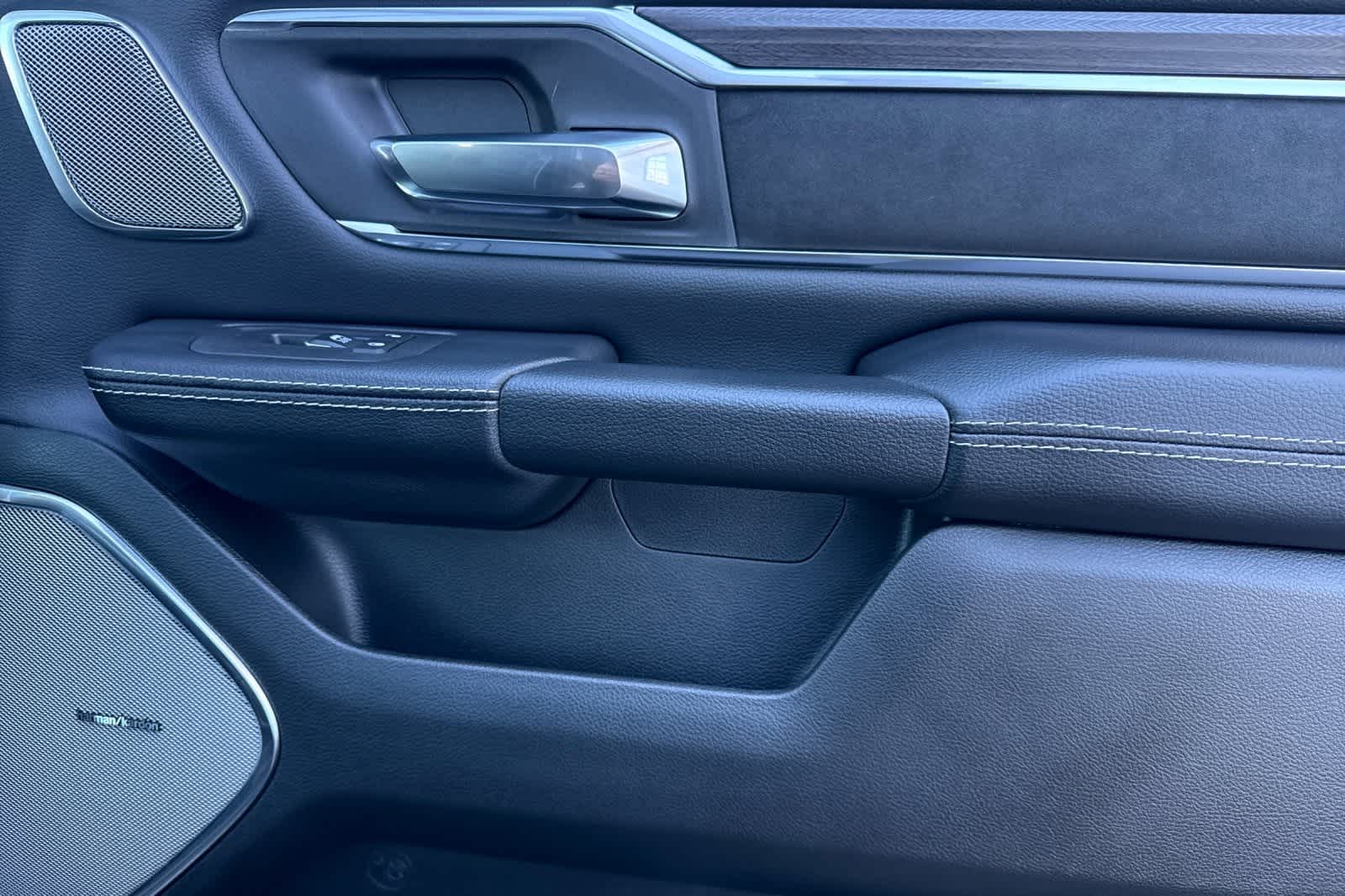 Thumbnail: 2026 RAM 1500 - 18