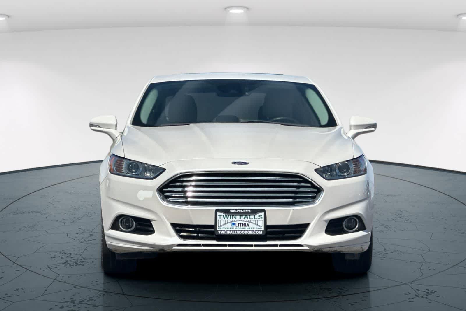 Thumbnail: 2016 Ford Fusion - 10