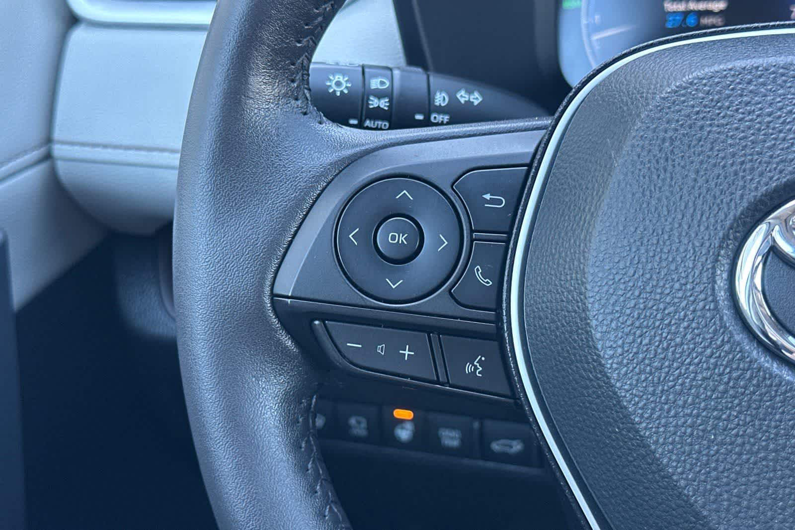 Thumbnail: 2023 Toyota RAV4 - 26