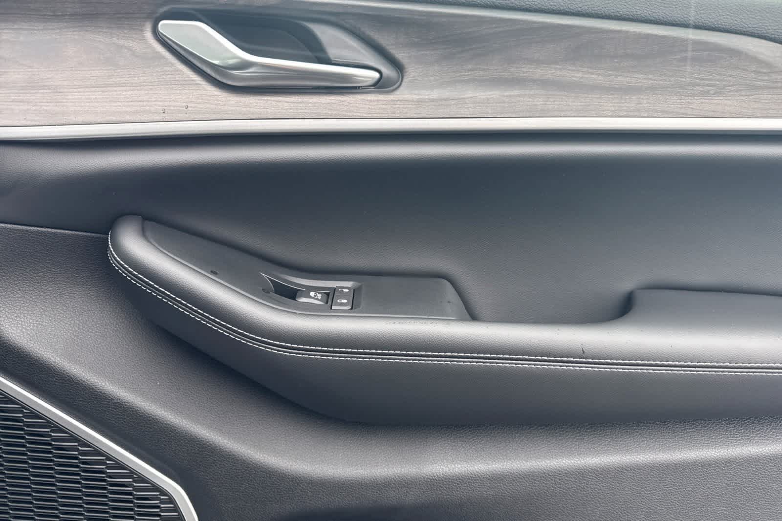 Thumbnail: 2026 Jeep Grand Cherokee - 19