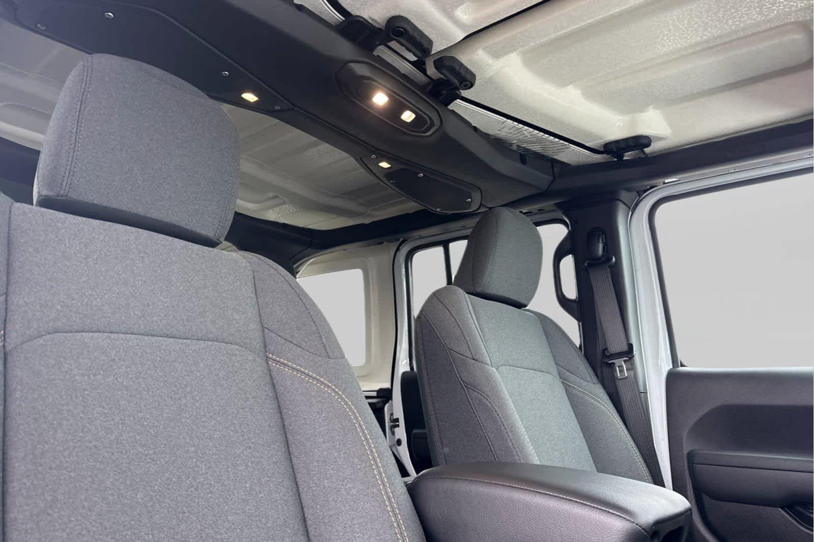 Thumbnail: 2026 Jeep Wrangler - 18