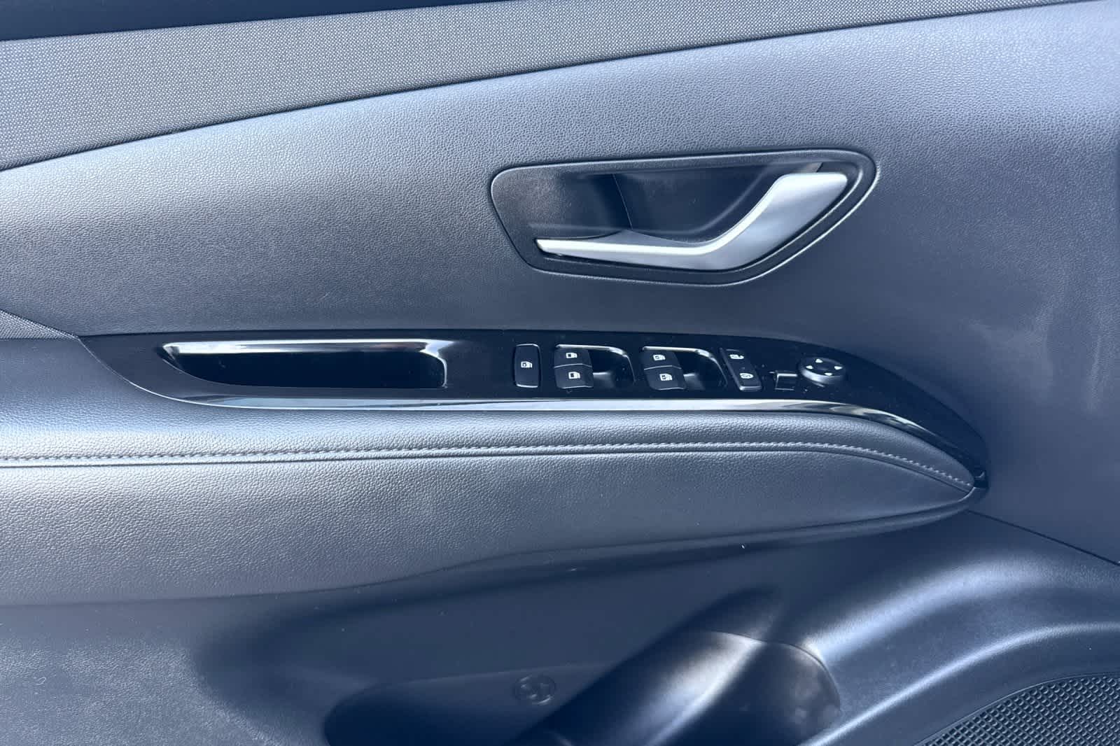 Thumbnail: 2022 Hyundai Tucson - 12