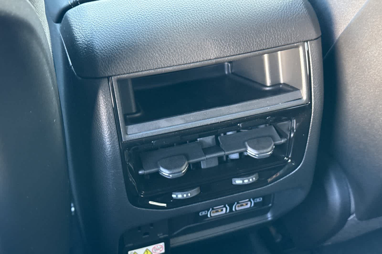 Thumbnail: 2025 Jeep Grand Cherokee - 15